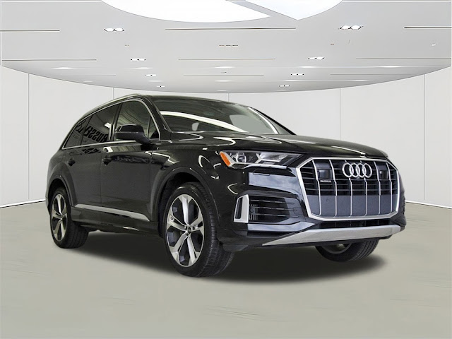 2022 Audi Q7 55 Premium Plus