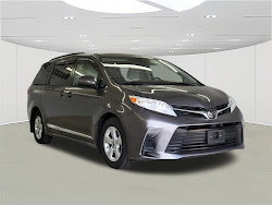 2020 Toyota Sienna LE