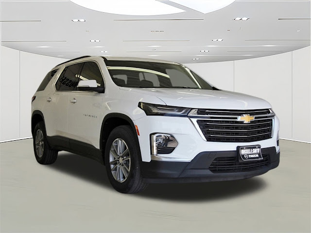 2023 Chevrolet Traverse LT