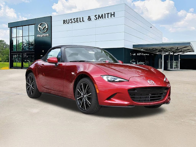 2026 Mazda MX-5 Miata Grand Touring
